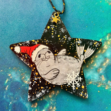Load image into Gallery viewer, MoonSeals - Seal Star Christmas Decorations