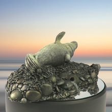 Load image into Gallery viewer, Seal sculpture: Afterglow
